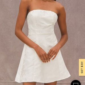 NWT Lulu’s Ivory White Strapless Skater Dress
